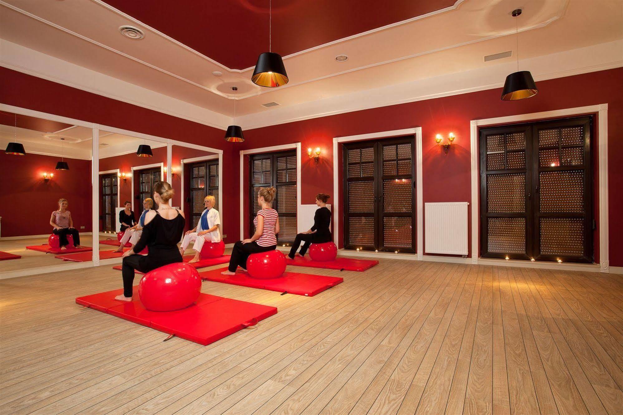 Hotel Royal Baltic 4* Luxury Boutique Ustka Bagian luar foto